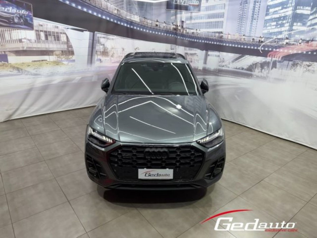 Audi Q5 40 TDI 204 CV quattro S tronic S line plus (2)