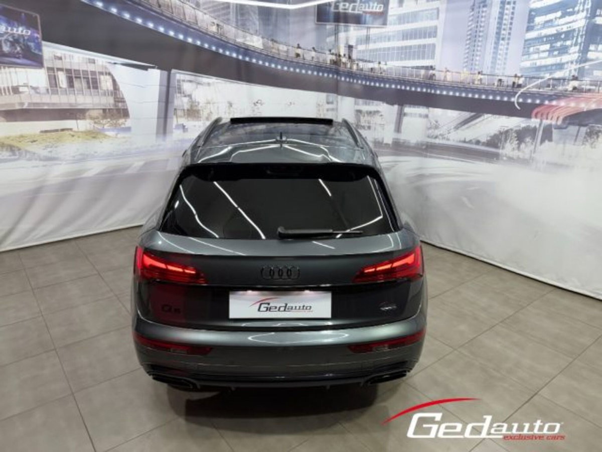 Audi Q5 40 TDI 204 CV quattro S tronic S line plus (6)