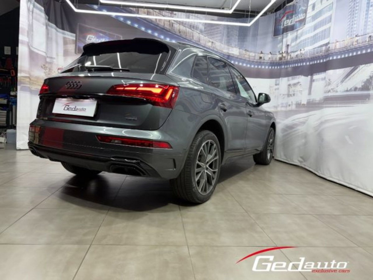 Audi Q5 40 TDI 204 CV quattro S tronic S line plus (7)