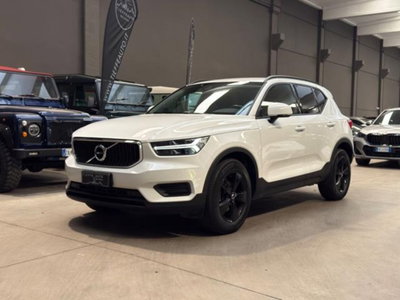 Volvo XC40 T2 Geartronic Momentum Core usata