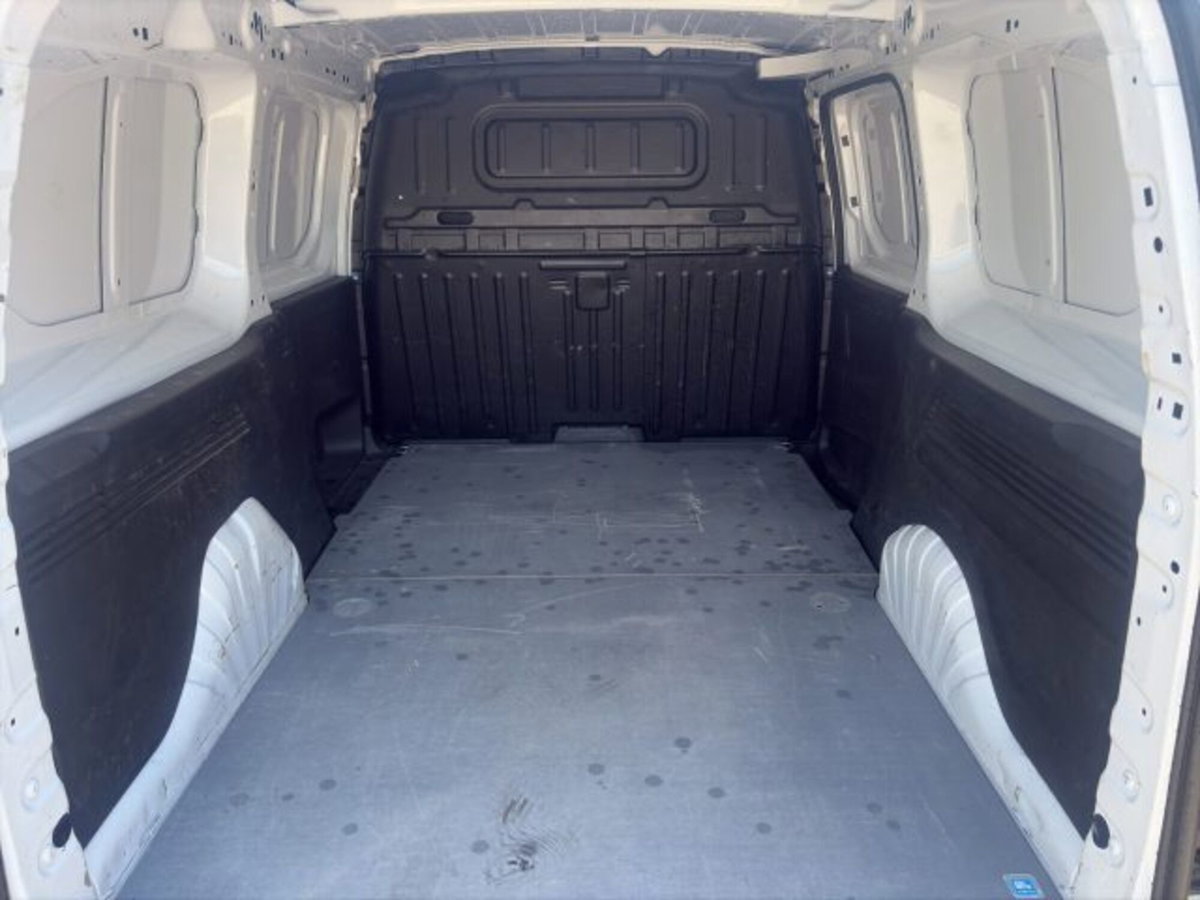 Peugeot Partner Furgone BlueHDi 100 PL Furgone Premium (12)