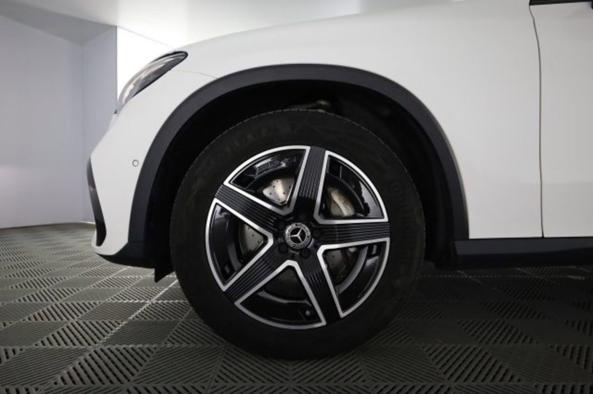 Mercedes-Benz GLC 220 d 4Matic Mild Hybrid AMG Advanced Plus (8)
