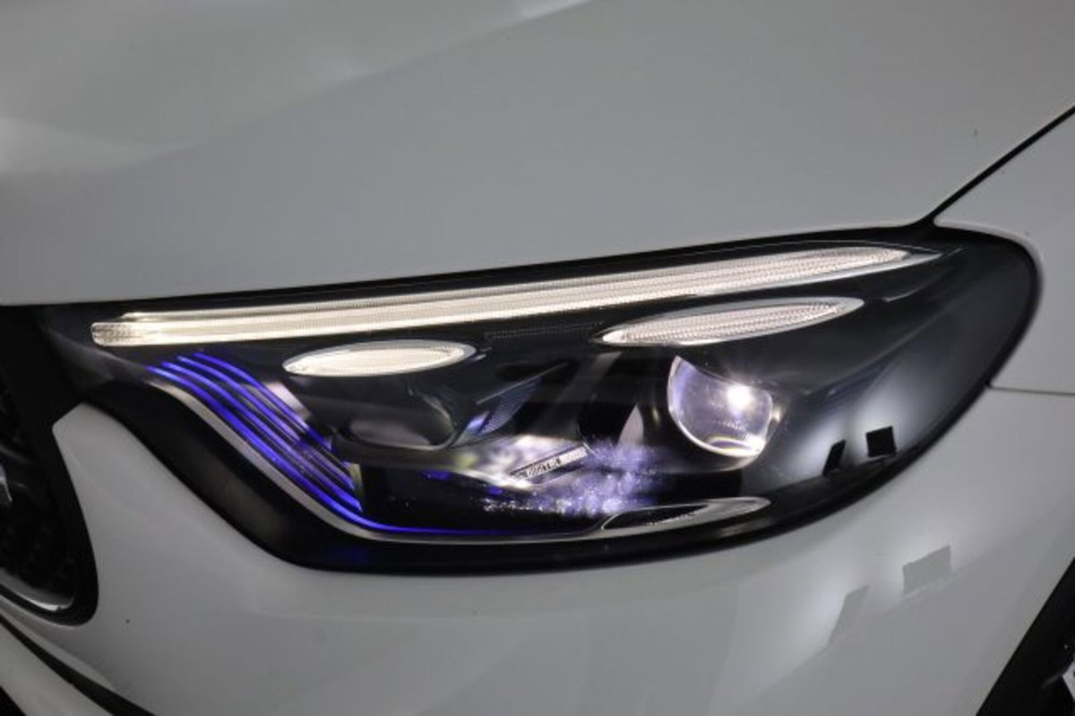 Mercedes-Benz GLC 220 d 4Matic Mild Hybrid AMG Advanced Plus (9)