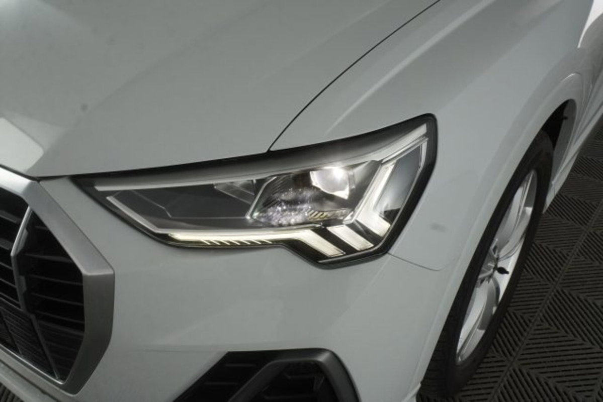 Audi Q3 Sportback 35 TDI quattro S tronic S line edition (8)