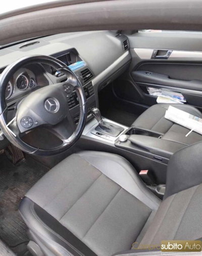 Mercedes-Benz Classe E Coupé 220 CDI Coupé BlueEFFICIENCY (7)