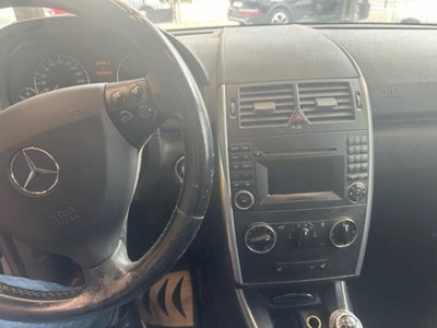 Mercedes-Benz Classe A 160 BlueEFFICIENCY (12)