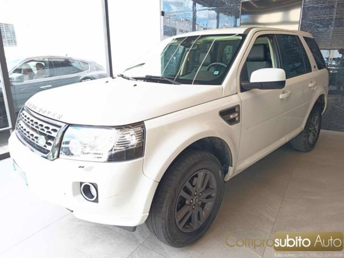 Land Rover Freelander 2.2 TD4 S.W. HSE Luxury (2)