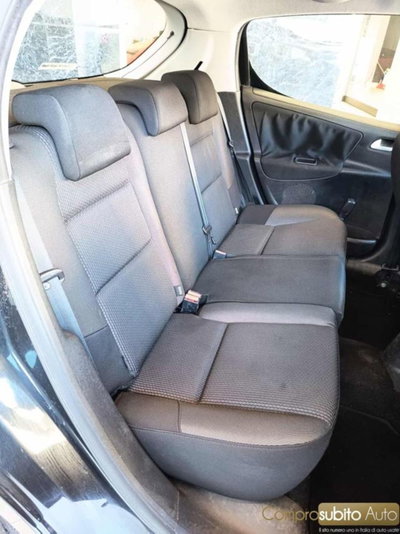 Peugeot 207 HDi 70CV 5p. Allure (10)