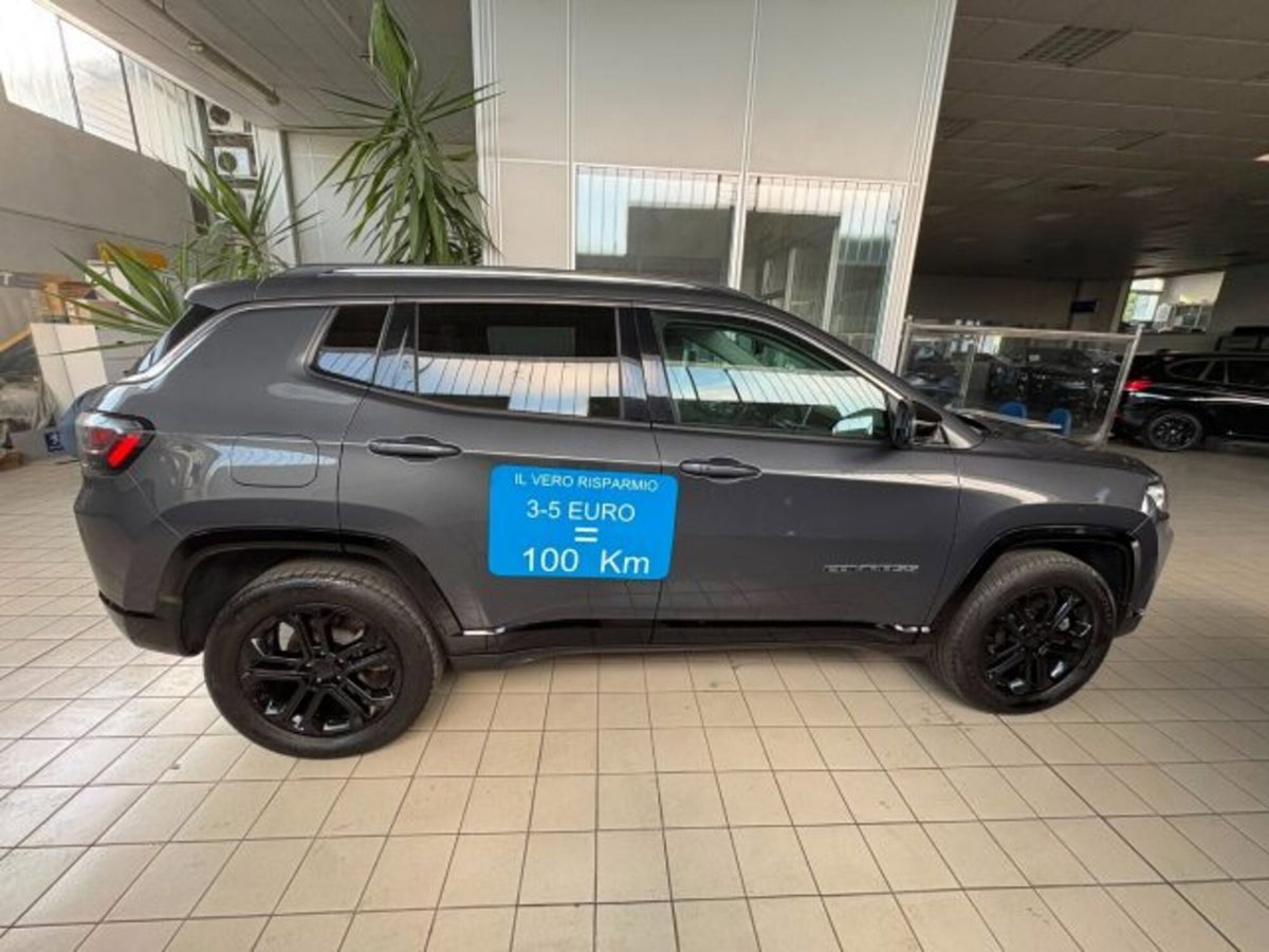 Jeep Compass 1.3 T4 190CV PHEV AT6 4xe Business Plus
