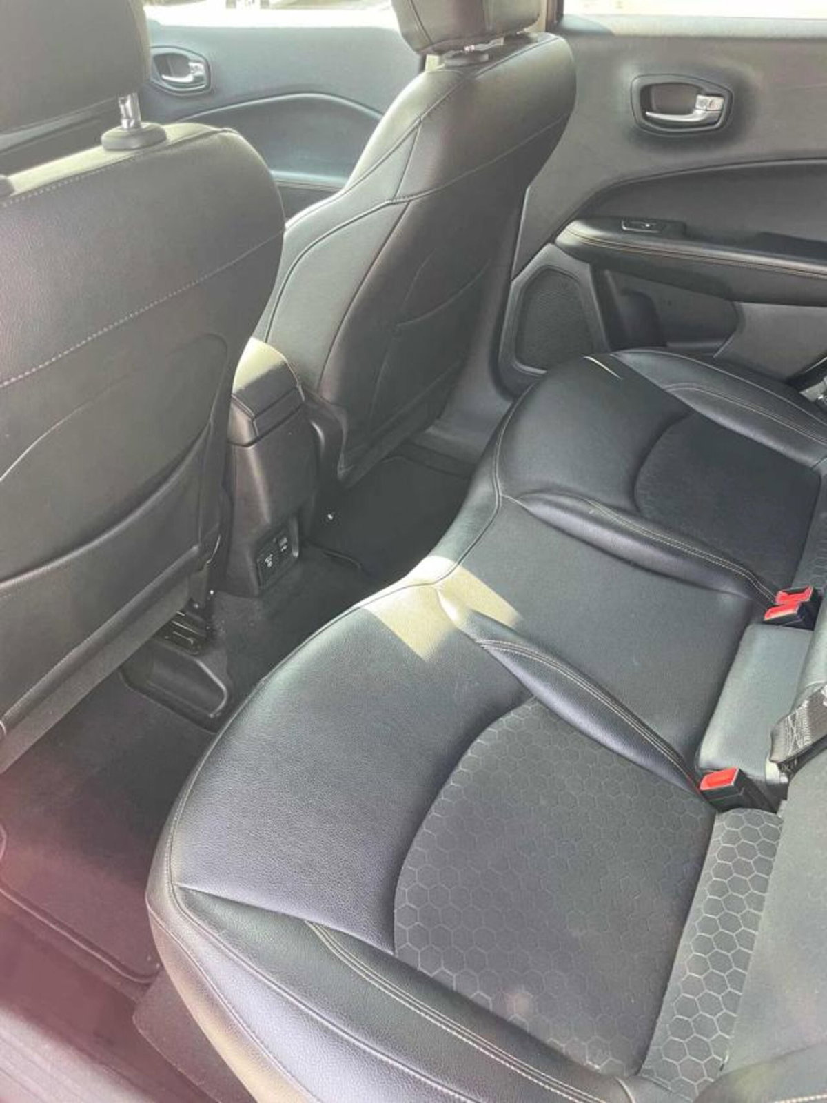 Jeep Compass 1.3 Turbo T4 2WD Limited (15)