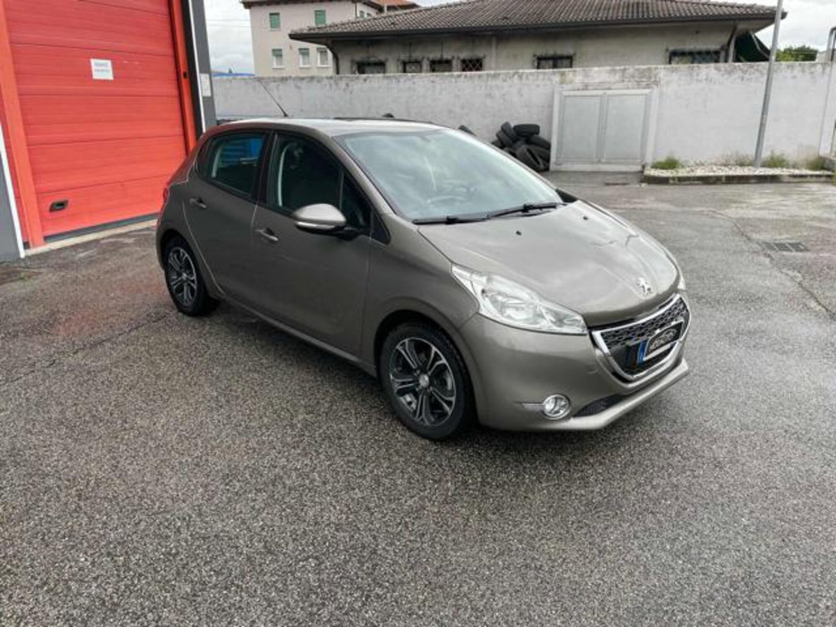 Peugeot 208 VTi 82 CV 5 porte Active