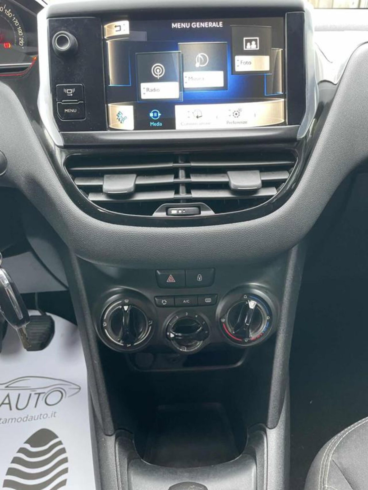 Peugeot 208 VTi 82 CV 5 porte Active (12)