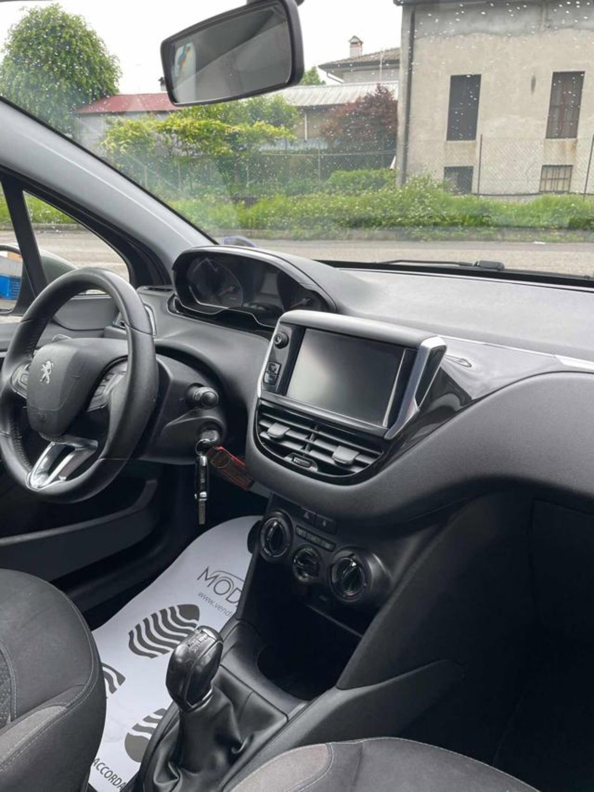 Peugeot 208 VTi 82 CV 5 porte Active (7)