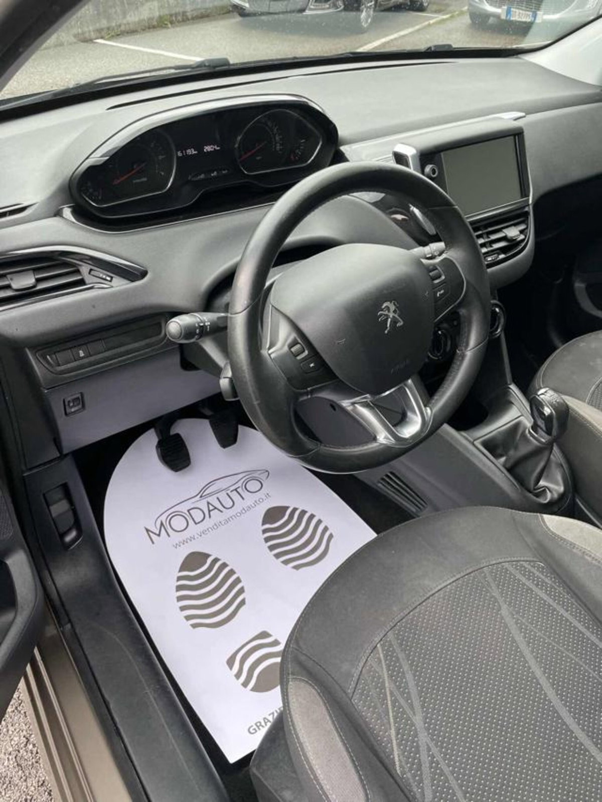 Peugeot 208 VTi 82 CV 5 porte Active (8)