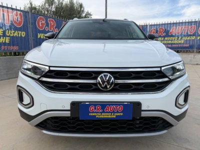Volkswagen T-Roc 2.0 tdi Style 4motion 150cv dsg (2)
