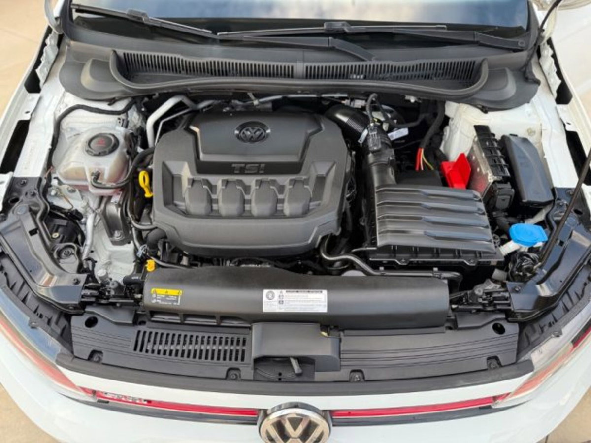 Volkswagen Polo 2.0 TSI DSG GTI BlueMotion Technology (12)