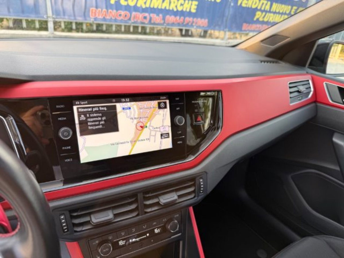Volkswagen Polo 2.0 TSI DSG GTI BlueMotion Technology (19)