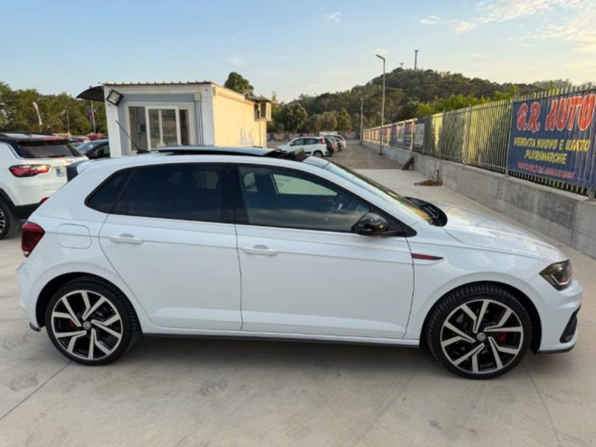 Volkswagen Polo 2.0 TSI DSG GTI BlueMotion Technology (5)