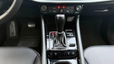 Jeep Compass 1.3 T4 190CV PHEV AT6 4xe Limited (12)