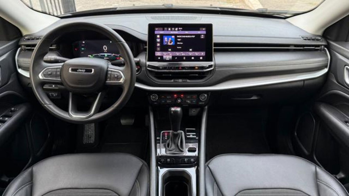 Jeep Compass 1.3 T4 190CV PHEV AT6 4xe Limited (5)