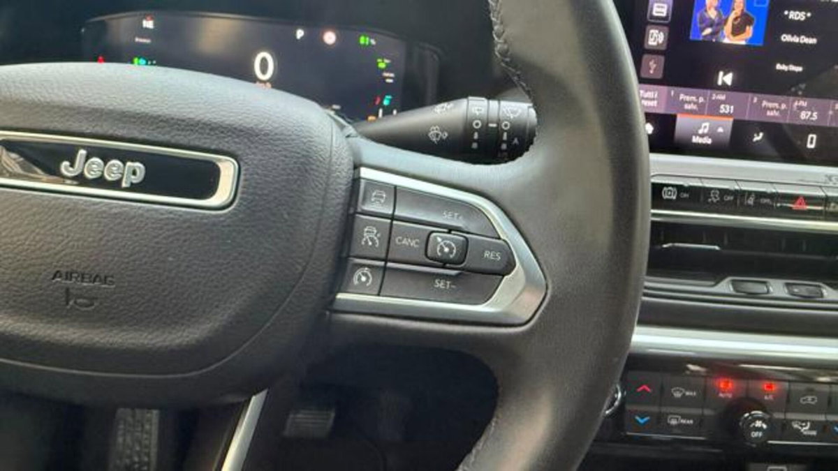 Jeep Compass 1.3 T4 190CV PHEV AT6 4xe Limited (7)