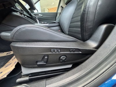 Alfa Romeo Giulia 2.2 Turbodiesel 210 CV AT8 AWD Q4 Veloce (17)