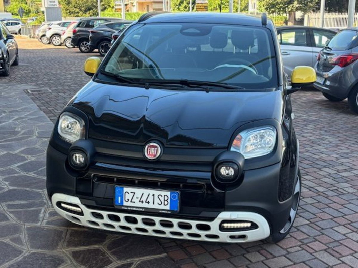 Fiat Panda 1.0 firefly hybrid s&s 70cv (2)