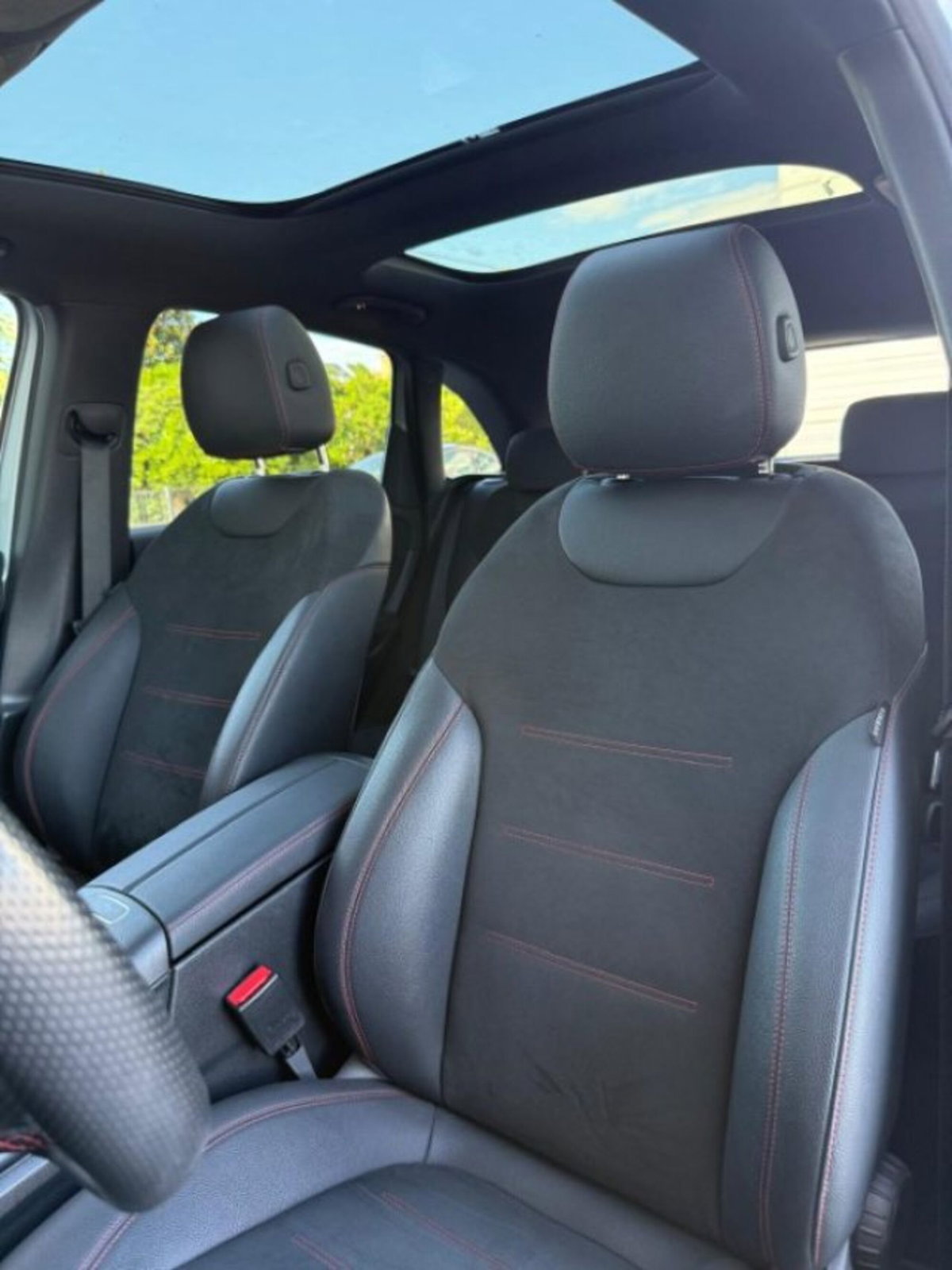 Mercedes-Benz Classe B 180 AMG Line Premium Plus auto (13)
