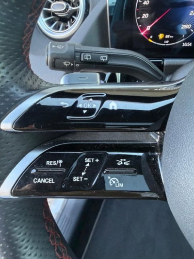Mercedes-Benz Classe B 180 AMG Line Premium Plus auto (17)
