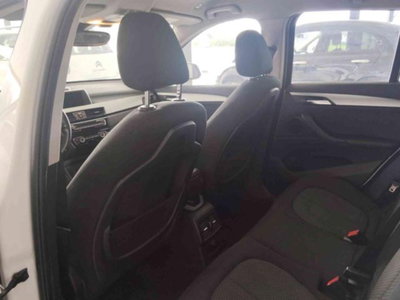 BMW X1 sDrive16d Advantage (9)