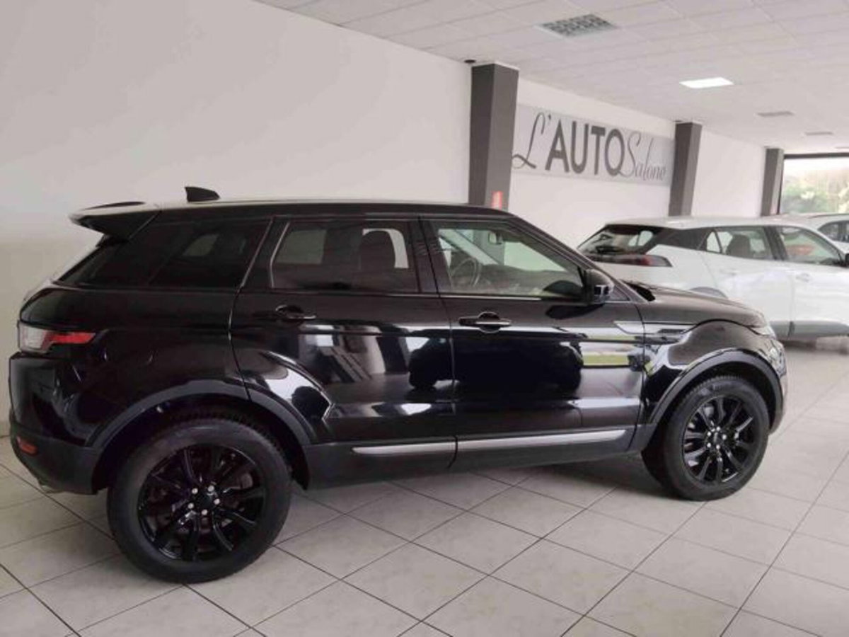 Land Rover Range Rover Evoque 2.0 TD4 150 CV 5p. Pure (2)