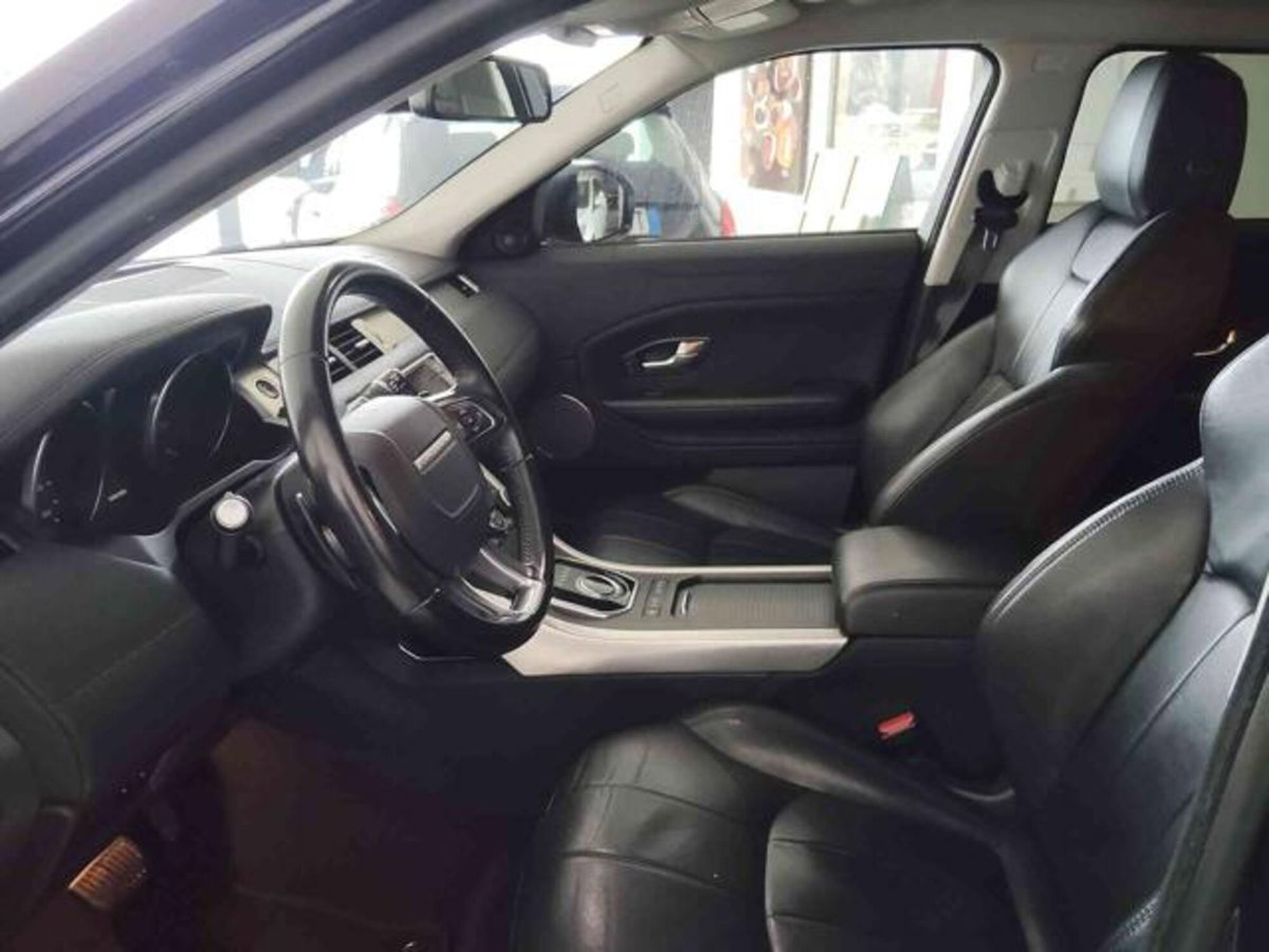 Land Rover Range Rover Evoque 2.0 TD4 150 CV 5p. Pure (7)