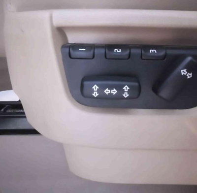 Land Rover Range Rover Sport 2.7 TDV6 HSE (9)