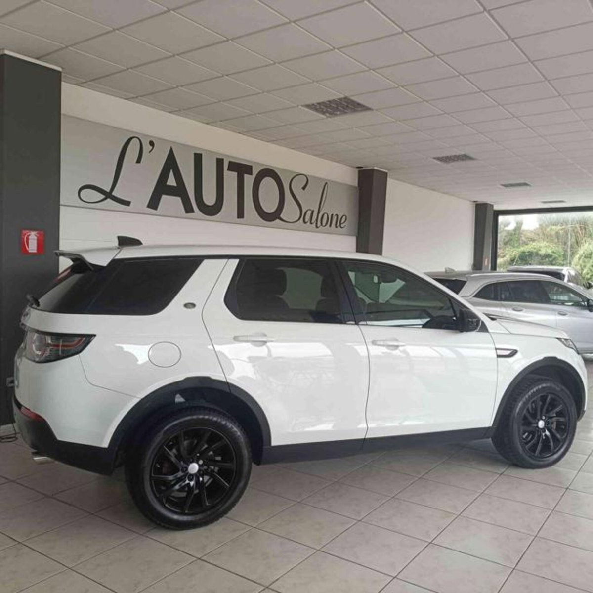 Land Rover Discovery Sport 2.0 TD4 150 CV Pure (3)