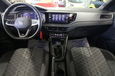Volkswagen Taigo 1.0 tsi R-Line 115cv (11)