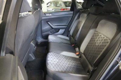 Volkswagen Taigo 1.0 tsi R-Line 115cv (12)