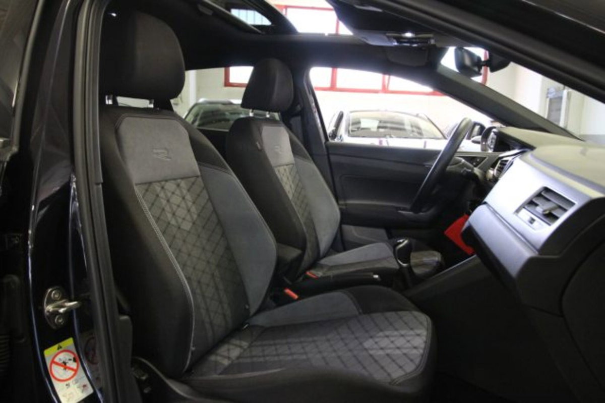 Volkswagen Taigo 1.0 tsi R-Line 115cv (20)