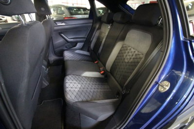 Volkswagen Taigo 1.0 tsi R-Line 115cv (12)