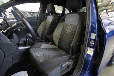 Volkswagen Taigo 1.0 tsi R-Line 115cv (19)
