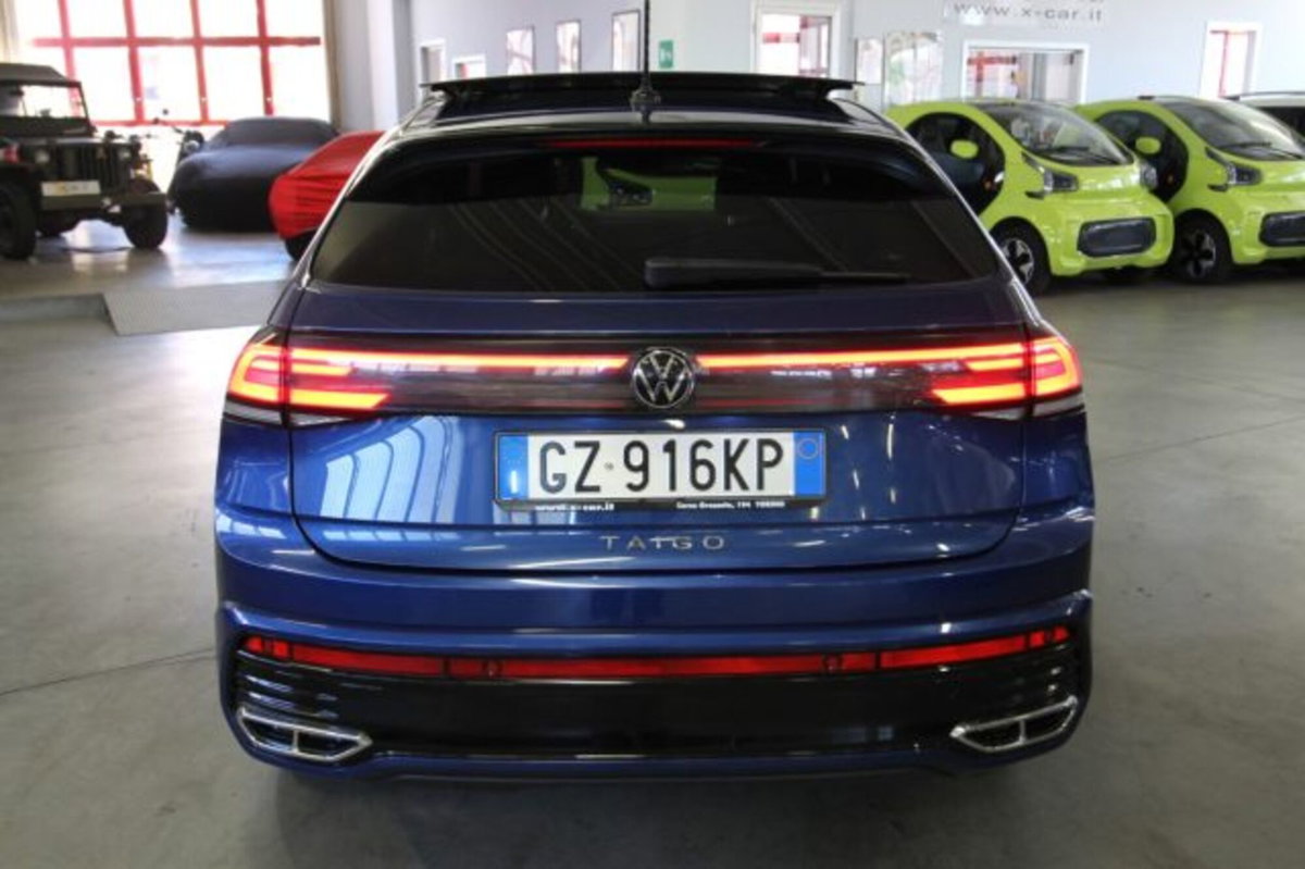 Volkswagen Taigo 1.0 tsi R-Line 115cv (6)