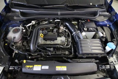 Volkswagen Taigo 1.0 tsi R-Line 115cv (9)
