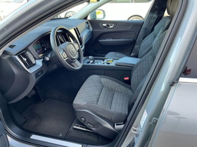 Volvo XC60 B4 automatico Core (5)