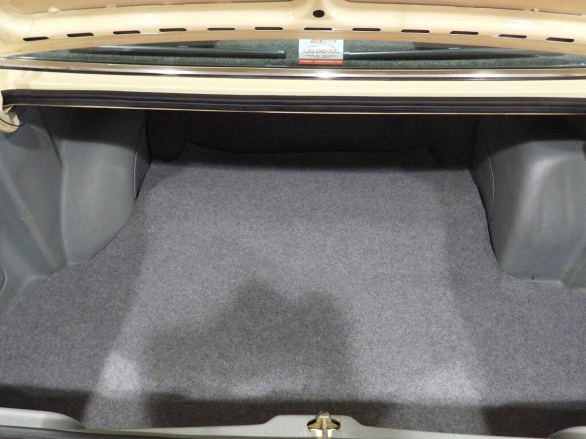 Alfa Romeo Alfetta 2.0 L (6)