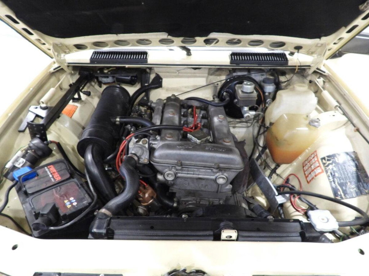 Alfa Romeo Alfetta 2.0 L (7)