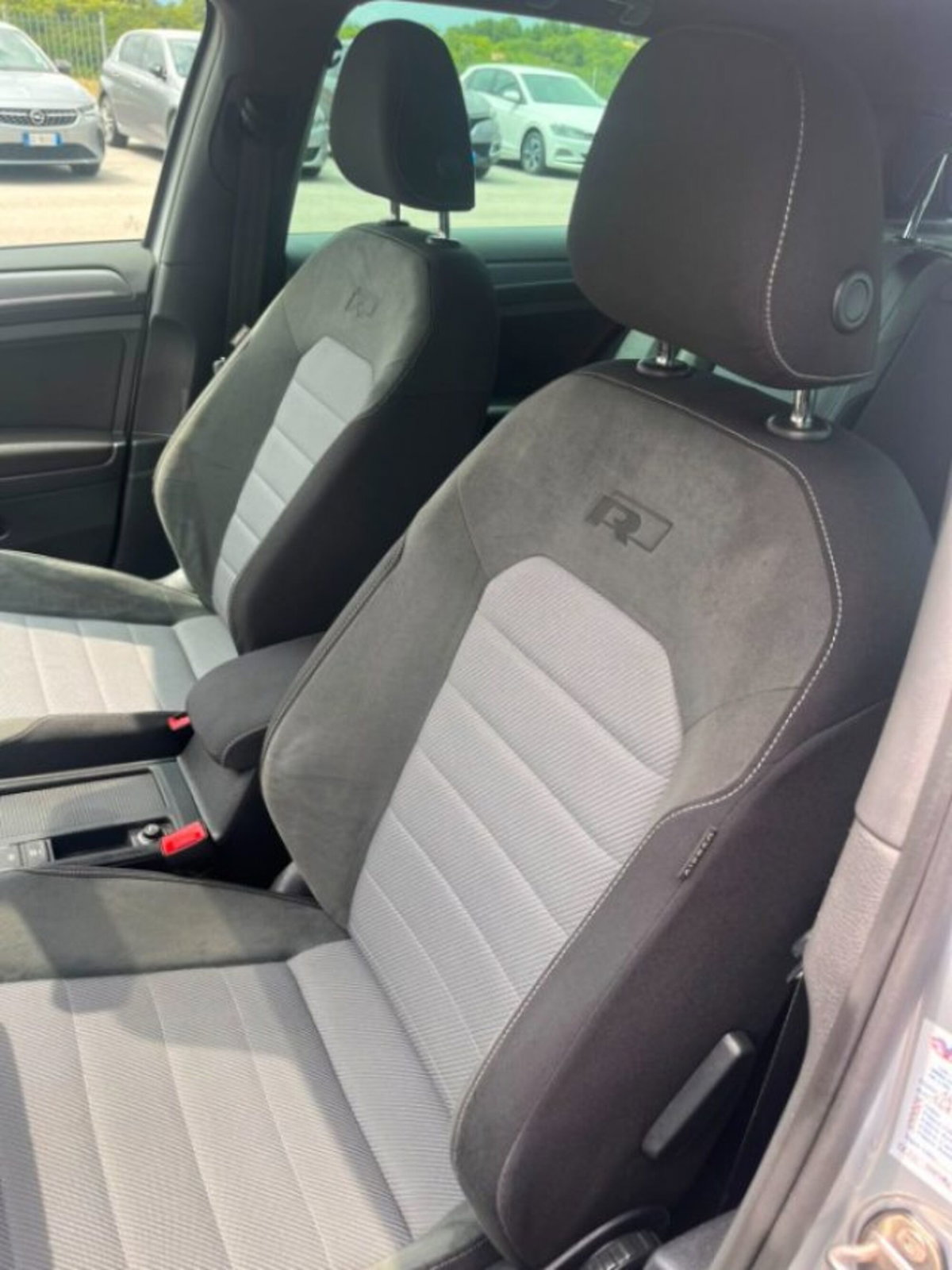 Volkswagen Golf 1.6 TDI 110 CV 5p. Sport Edition BlueMotion Technology (9)