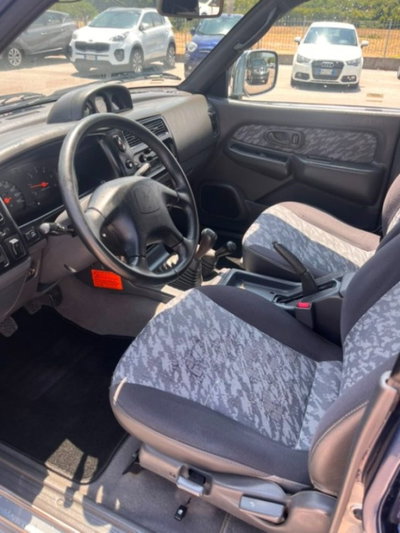 Mitsubishi L200 2.5 TDI 4WD Double Cab Pick-up GL (15)