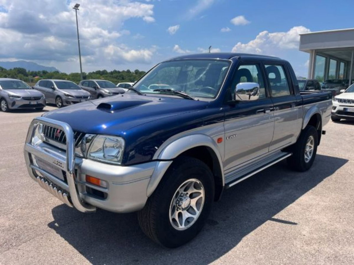 Mitsubishi L200 2.5 TDI 4WD Double Cab Pick-up GL (3)