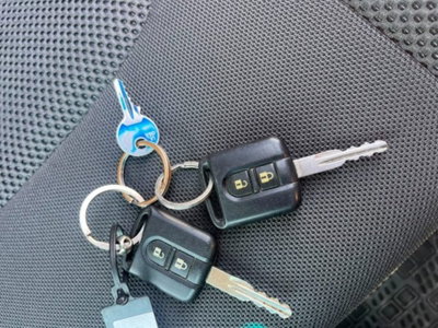Nissan Navara 2.5 dCi 4 porte Double Cab LE (9)