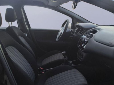 Fiat Punto 1.2 8V 5 porte Street (14)