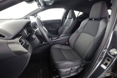 Toyota Toyota C-HR 2.0 Hybrid E-CVT Lounge (2)